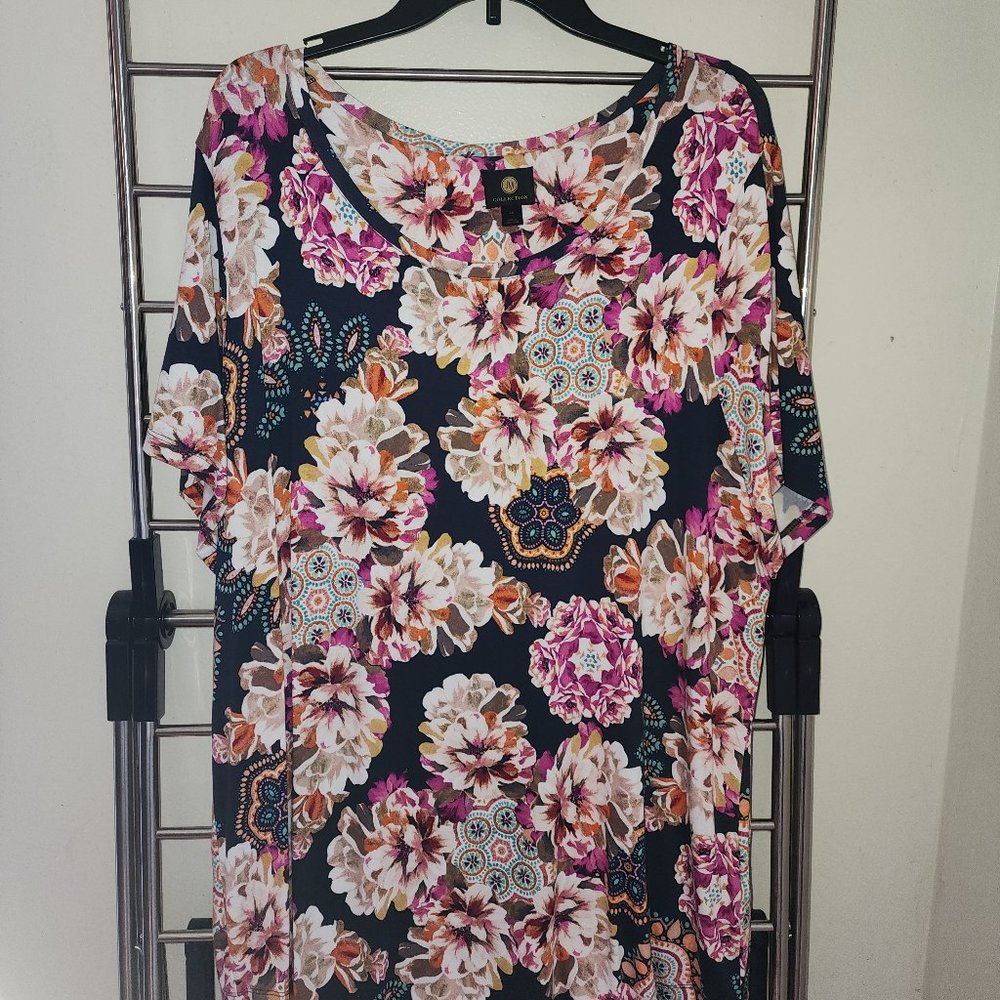 JM Collection Blue and Floral Tee- Size 3x